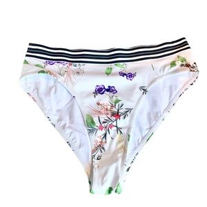 Gold Coast Floral bottoms EXCELLENT CONDITION